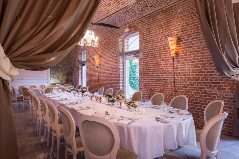 Logis-Hotel-Restaurant La Gentilhommiere Artres Luaran gambar