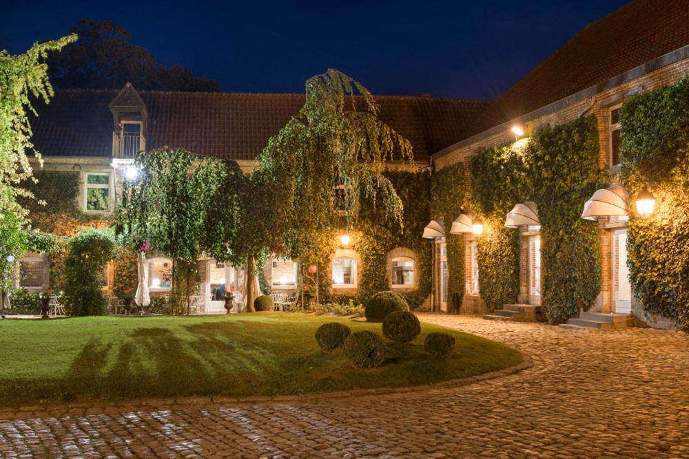 Logis-Hotel-Restaurant La Gentilhommiere Artres Luaran gambar