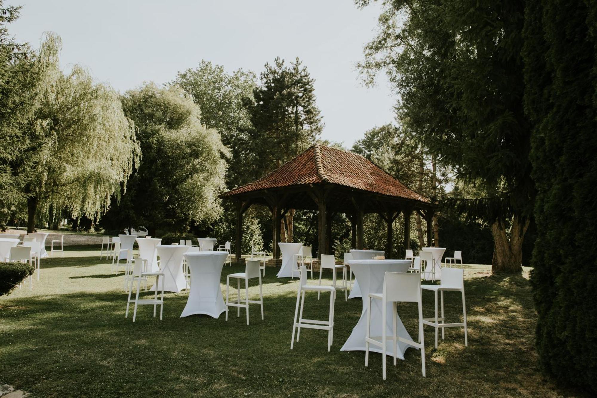 Logis-Hotel-Restaurant La Gentilhommiere Artres Luaran gambar